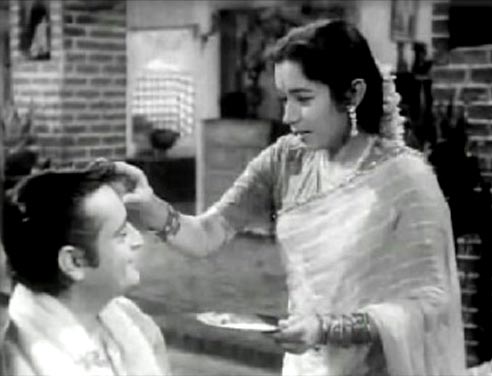 Rehman and Nanda in Bhaiyaa Mere Rakhi Ke Bandhan Ko Nibhaana from Chhoti Bahen