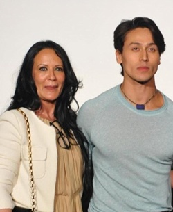 Ayesha and Tiger Shroff