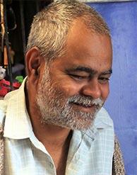 Sanjay Mishra in Aankhon Dekhi