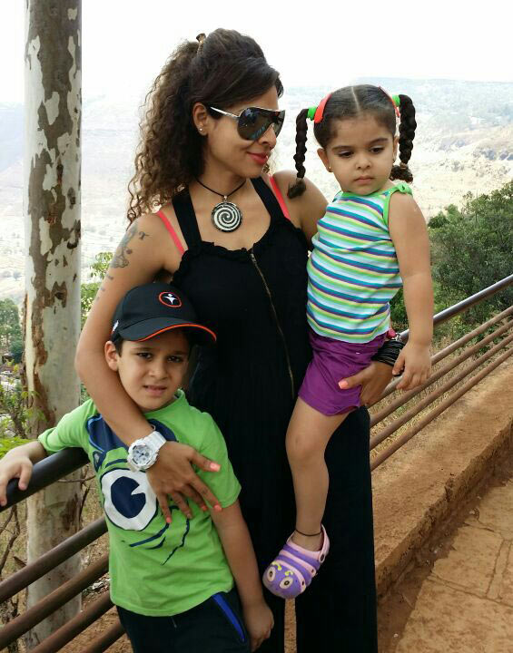 Tanaz Irani with her children Zara and Zeus