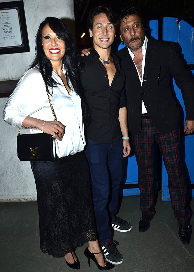 Ayesha and Jackie Shroff with son Tiger