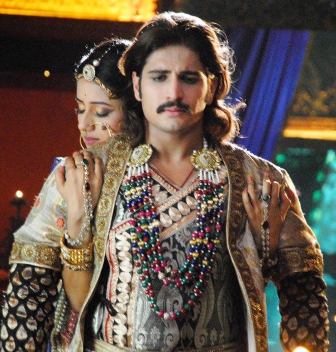 Paridhi Sharma and Rajat Tokas in Jodha Akbar