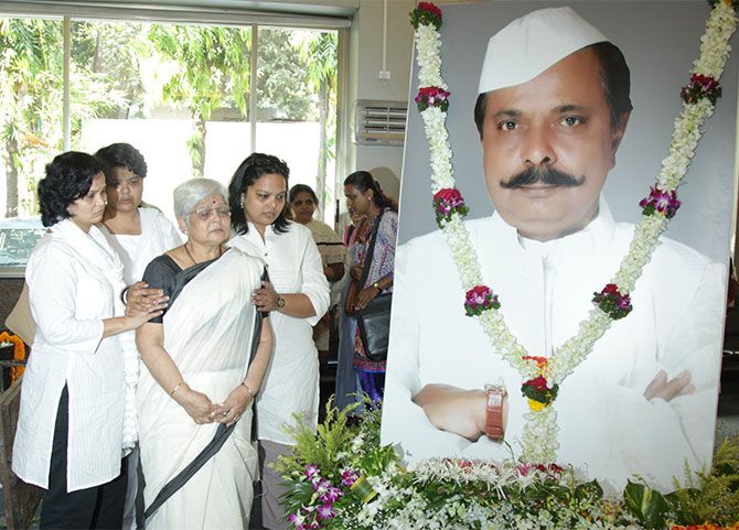 Sadashiv Amrapurkar's family