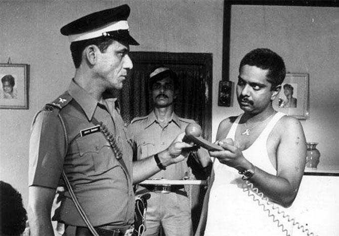 Om Puri and Sadashiv Amrapurkar in Ardh Satya