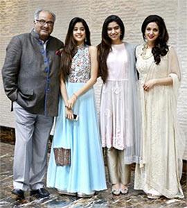 Boney Kapoor, Jhanvi, Khushi and Sridevi