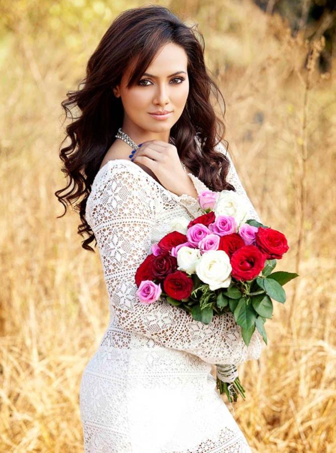 Sana Khan