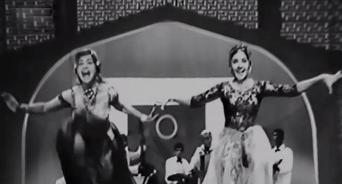 Helen and Vyjayanthimala in Dr Vidya