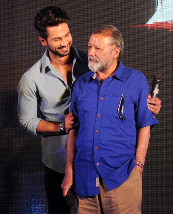 Shahid Kapoor and Pankaj Kapoor