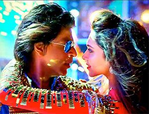 Shah Rukh Khan and Deepika Padukone in Happy New Year