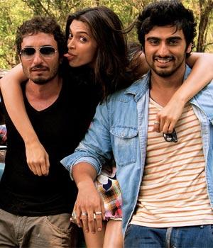 Homi Adajania, Deepika Padukone, Arjun Kapoor