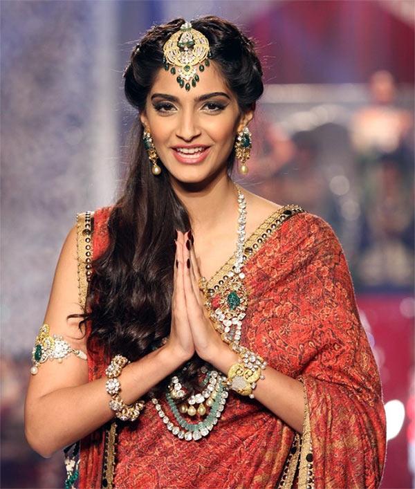 Bollywood's 10 Most Khoobsurat Heroines - Rediff.com Movies