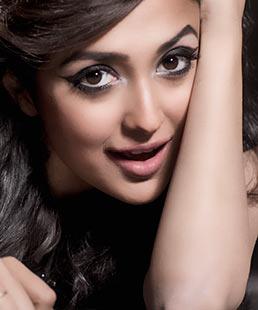 258px x 310px - Lakshmi star Monali Thakur wins Best Actress award in Washington - Rediff. com