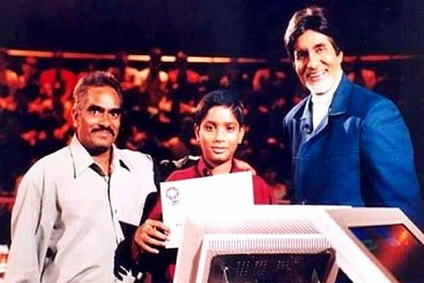 Ravi Mohan Saini with his father and Amitabh Bachchan