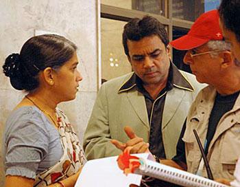 Ratna Pathak Shah, Paresh Rawal, Naseeruddin Shah on the sets of Yun Hota Yoh Kya Hota