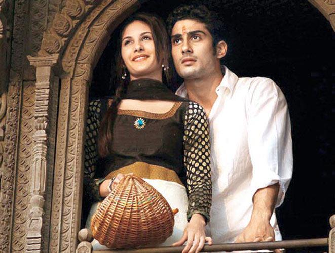 Amy Dastur and Prateik Babbar in Issaq