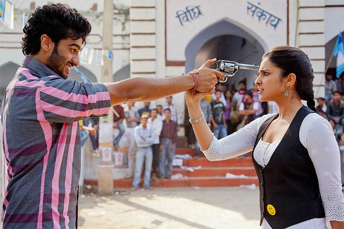 Arjun Kapoor and Parineeti Chopra in Ishaqzaade