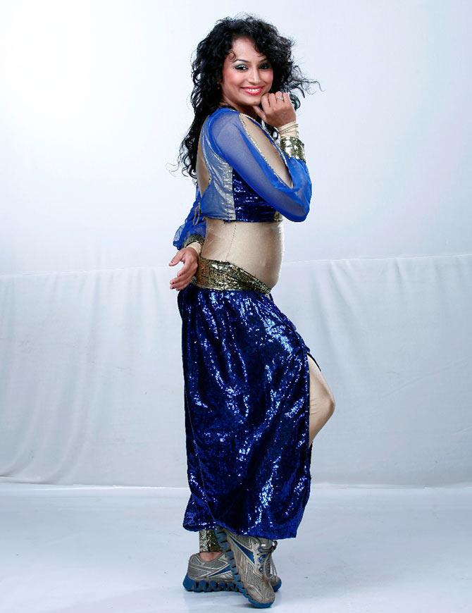 White Belly Dancer Costume - Aida Style