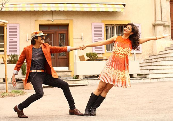 Ravi Teja and Rakul Preet in Kick 2