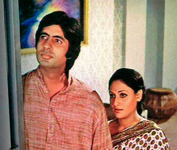 Amitabh Bachchan and Jaya Bachchan in Mili