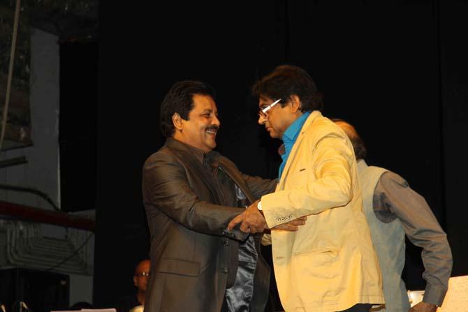 Udit Narayan and Amit Kumar