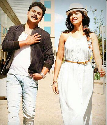 Dileep and Mamta Mohandas in 2 Countries