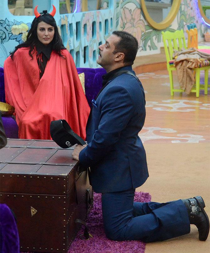 Salman Khan's birthday celebration in Bigg Boss