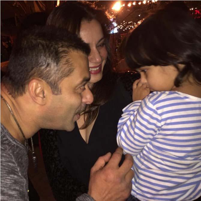 Inside photos of Salman Khan's birthday bash