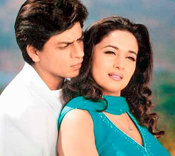 Shah Rukh Khan and Madhuri Dixit in Hum Tumhare Hain Sanam