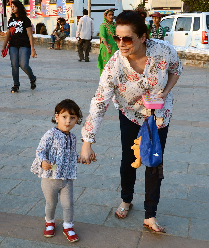 SPOTTED: Neelam and her ADORABLE daughter Ahana - Rediff.com movies