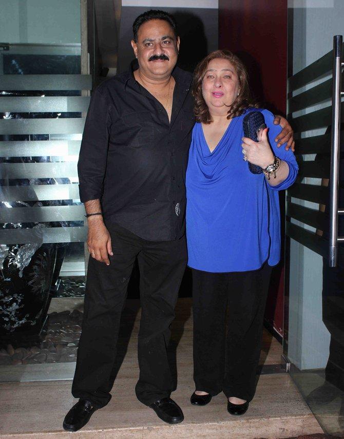 Pix Karisma Kareena Saif At Randhir Kapoor S Birthday Bash Rediff Pix Karisma Kareena Saif At Randhir Kapoor S Birthday Bash Rediff