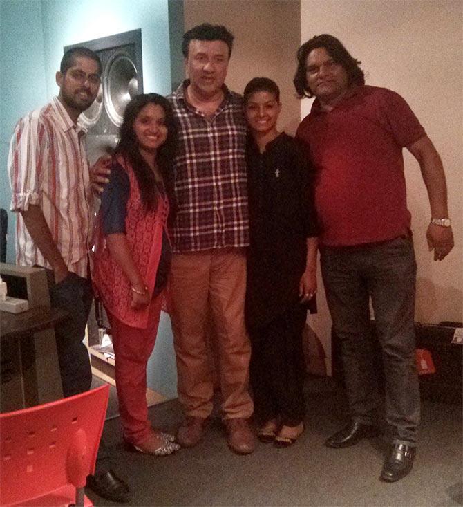 Varun Grover with the Nooran sisters and Anu Malik