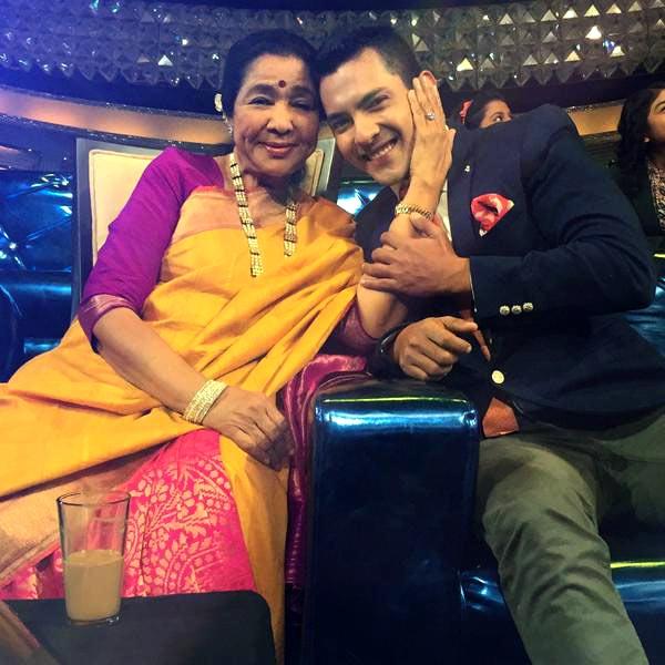 Asha Bhosle and Aditya Narayan