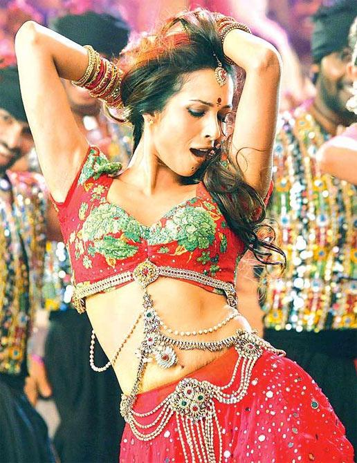 Malaika Arora Khan in Dabangg