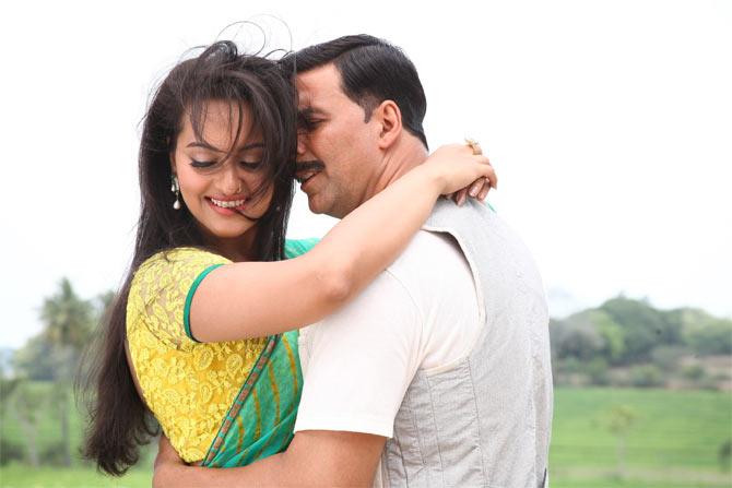 Sonakshi Sinha and Akshay Kumar in Rowdy Rathore