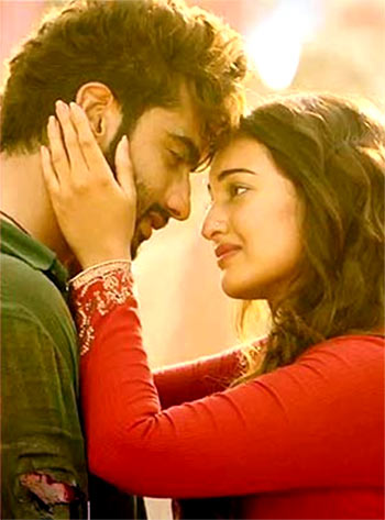 Arjun Kapoor and Sonakshi Sinha in Tevar