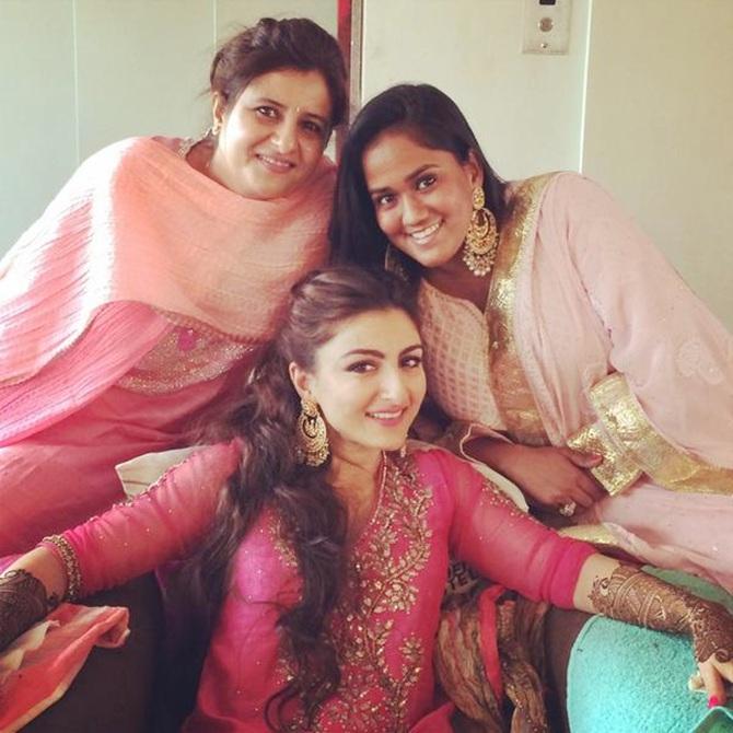 Soha Ali Khan and Arpita Sharma with a friend.