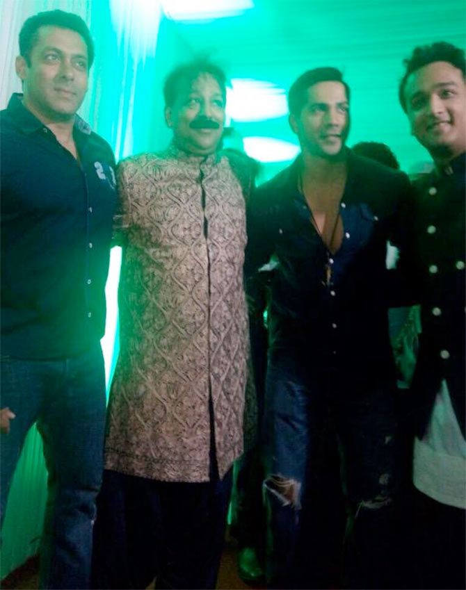 Salman Khan, Baba Siddiqui, Varun Dhawan and Zeeshan