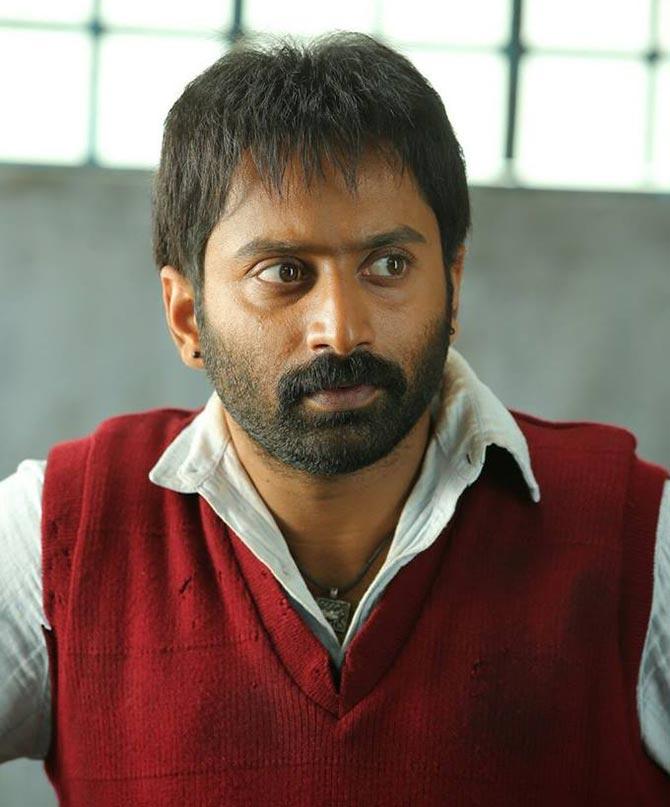 Fahadh Faasil in Ayaal Njanalla