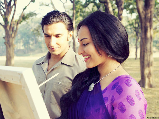 Sonakshi Sinha and Ranveer Singh in Lootera