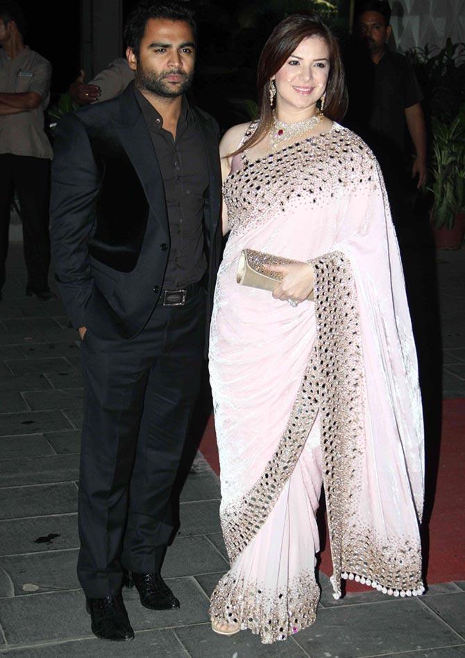 Pix Sunny Leone Sridevi Jacqueline Go Glam At Wedding Reception Pix Sunny Leone Sridevi Jacqueline Go Glam At Wedding Reception Rediff Movies