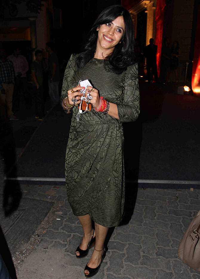 PIX: Lisa, Ekta Kapoor, Jeetendra at jewellery store launch - Rediff ...