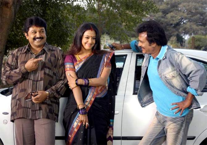 Prabhu, Jyothika and Rajnikanth in Chandramukhi