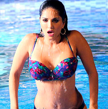 350px x 351px - Sunny Leone signs a new Tollywood movie Burrakatha