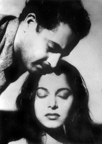 Guru Dutt and Waheeda Rehman in Pyaasa