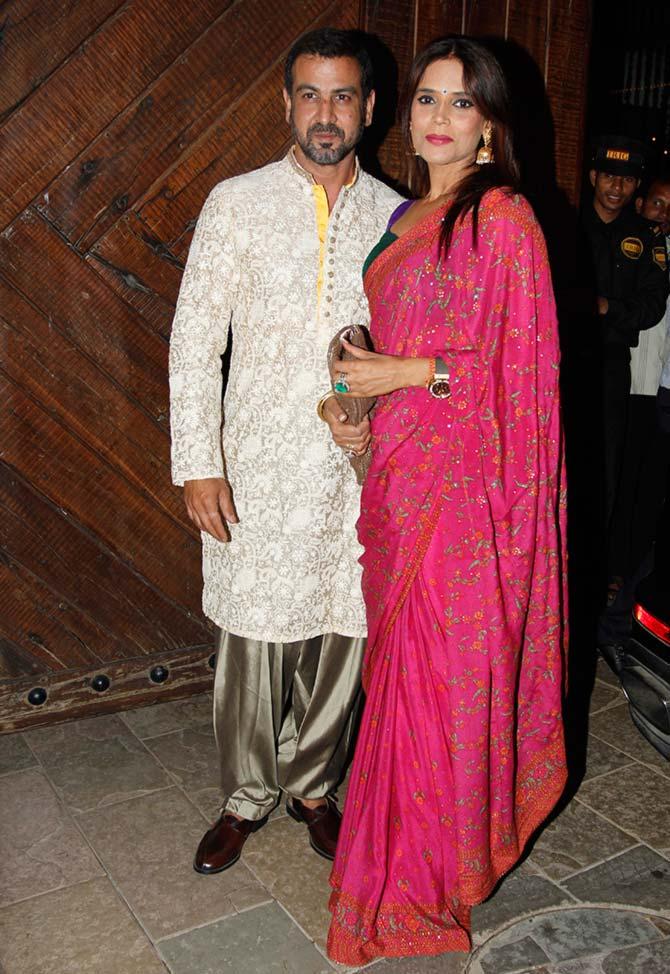 PIX: Ranveer-Deepika Party With The Bachchans - Rediff.com Movies