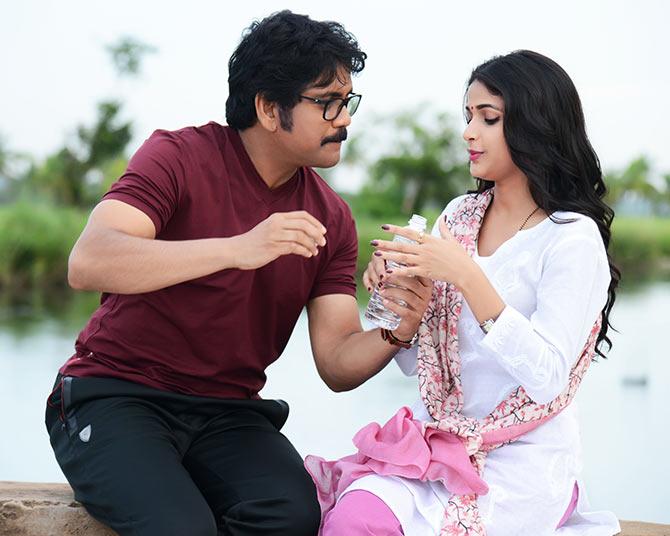 Nagarjuna and Lavanya Tripathi in Saggade Chinna Nayana