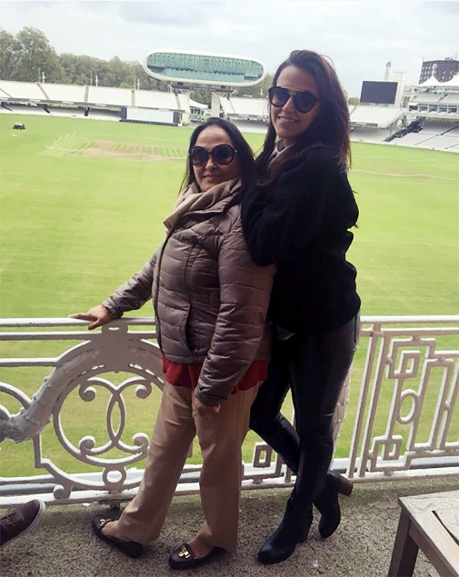 Neha Dhupia with her mother