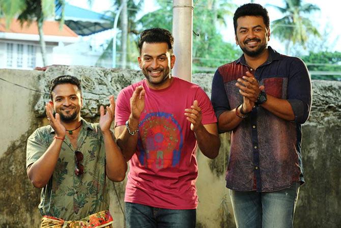 Jayasurya, Prithviraj, Indrajit in Amar Akbar Anthony