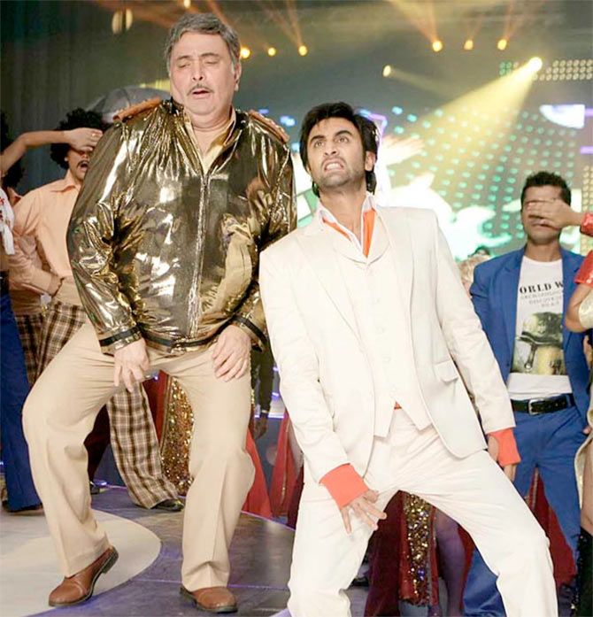 Rishi Kapoor and Ranbir Kapoor in Besharam