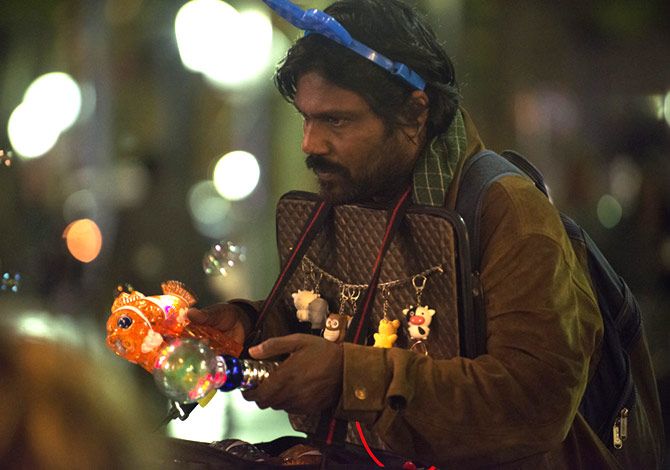 In Dheepan, Jesuthasan Antonythasan, a former Tamil Tiger in real life, plays a former LTTE member trying to find his way in France.